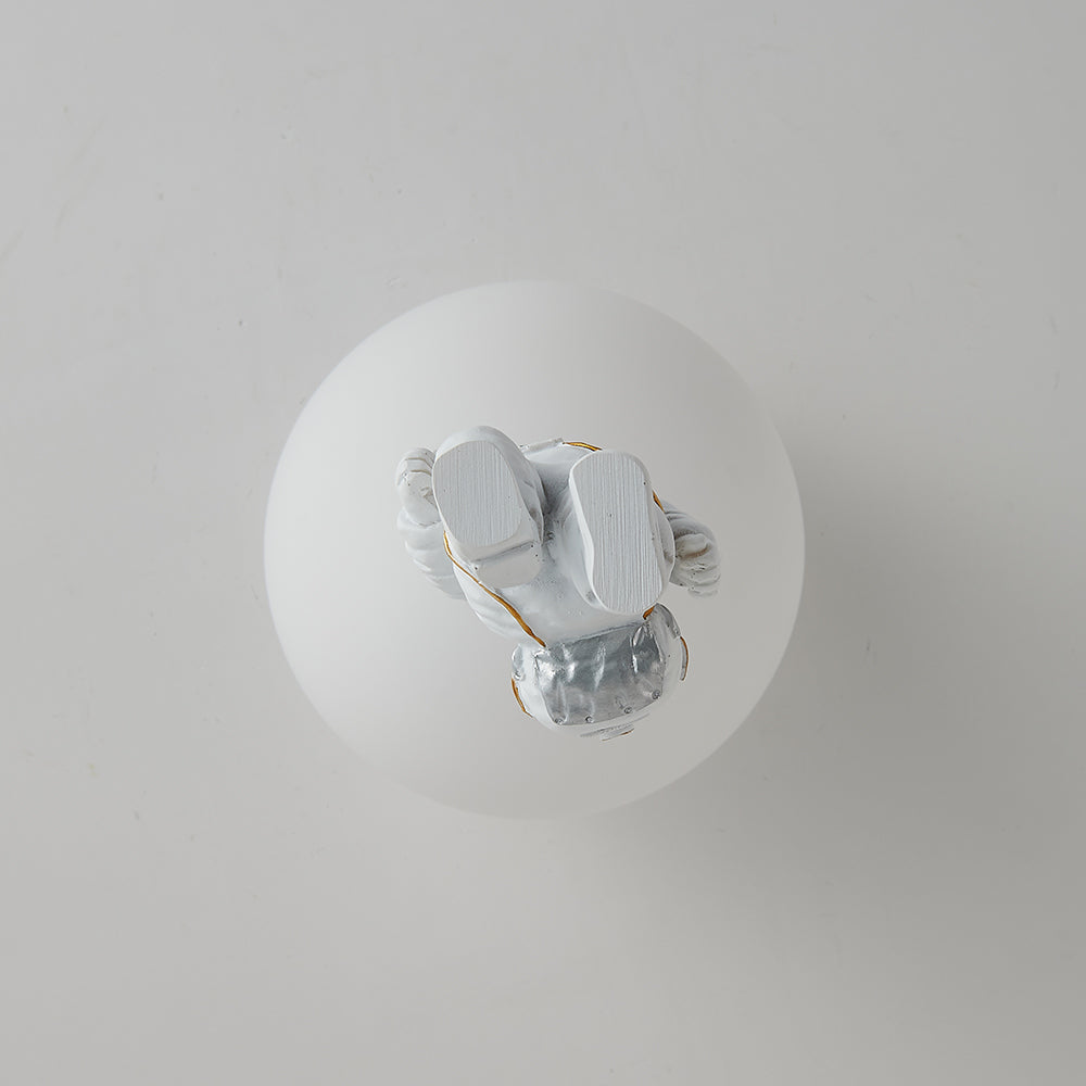 Gagarin | Astronauten-Ballon LED Deckenleuchte – 8 Farben, Fantasievolles Design für Kinderzimmer