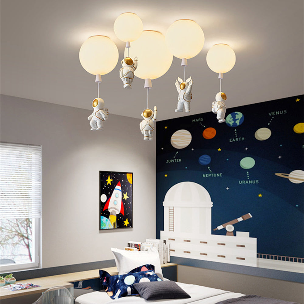 Gagarin | Astronauten-Ballon LED Deckenleuchte – 8 Farben, Fantasievolles Design für Kinderzimmer