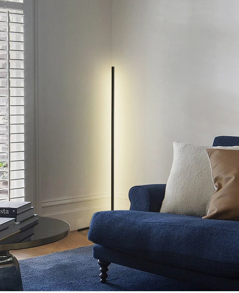 SleekBuddy | Minimalistische LED-Stehleuchte in Schwarz/Weiß – Moderne Ecklampe aus Aluminium