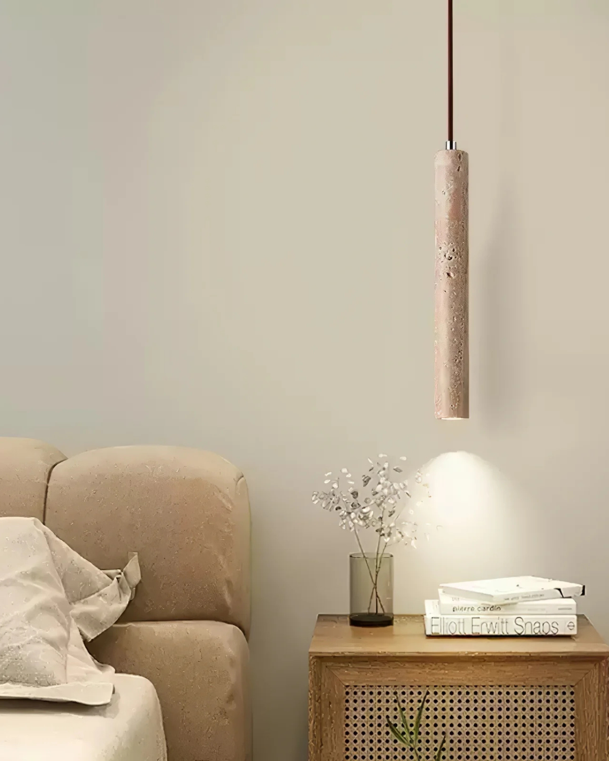 TravertSäule | Pendelleuchte – Minimalistische Eleganz aus Naturstein