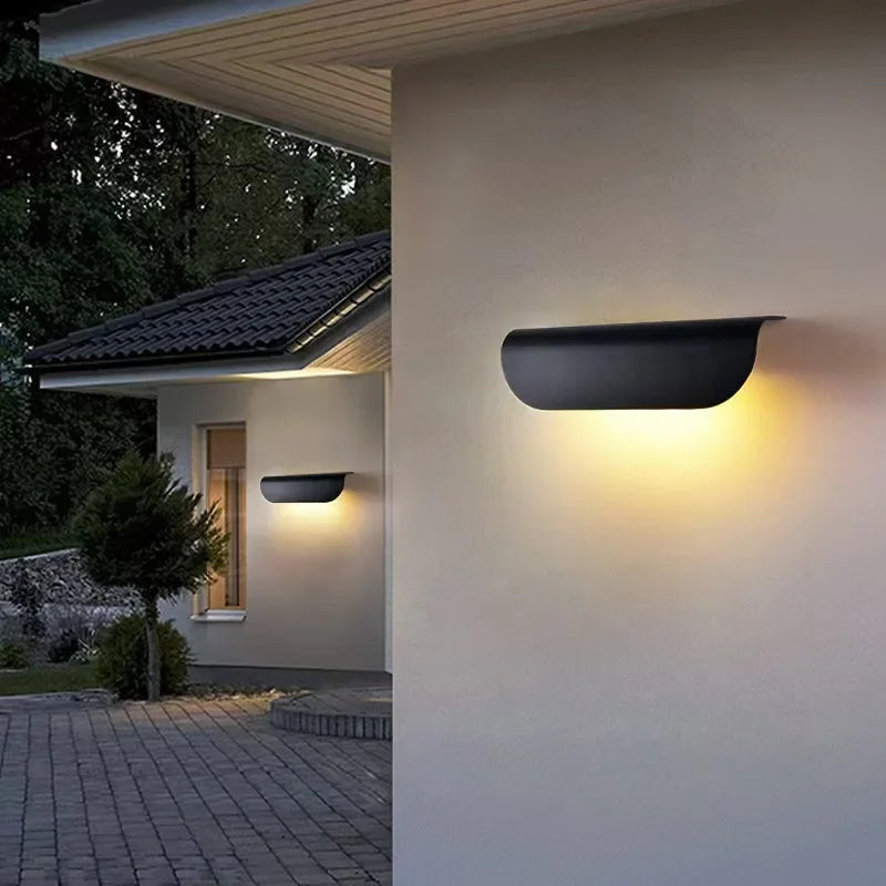 NordLuma – Wasserdichte LED-Außenwandleuchte im nordischen Design (IP65)