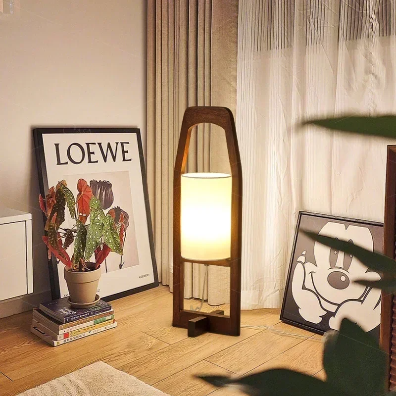 HikariZen Stehlampe | Zeitlose Harmonie aus japanischem Holz