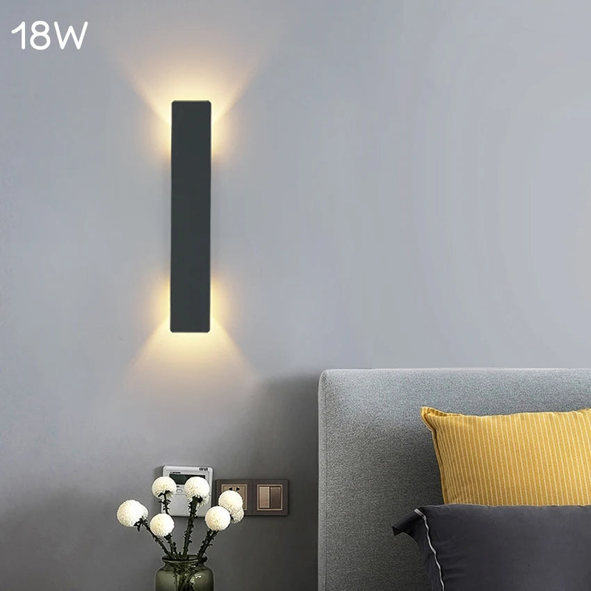 RainCast | Luxuriöse wasserdichte Außenwandleuchte aus Aluminium