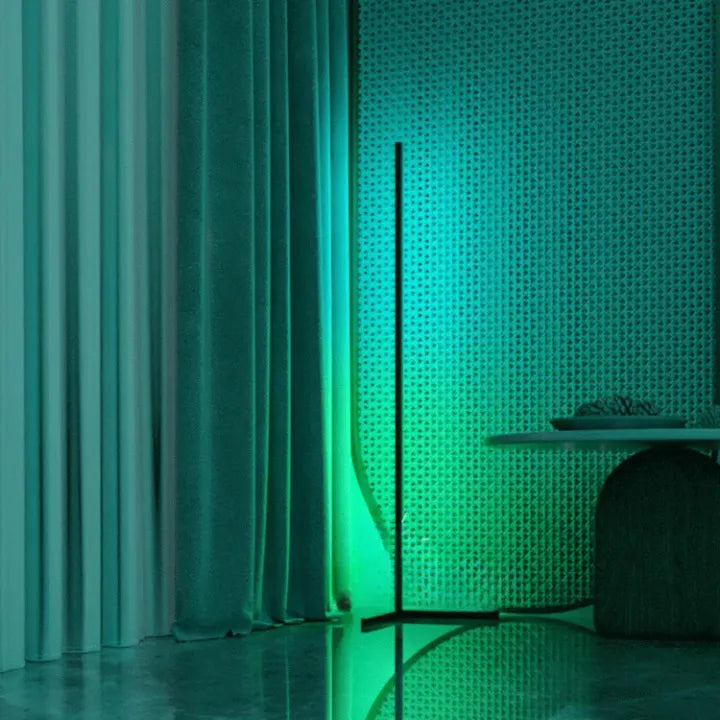 GlowSync | Intelligente Sprachgesteuerte LED-Stehlampe