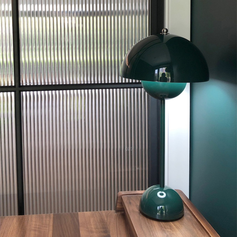 LuxGlow | LED-Tischlampe aus Metall – Moderne Warmweiße Beleuchtung für Kinderzimmer, Esszimmer & Wohnzimmer, Energiesparend und Stilvoll