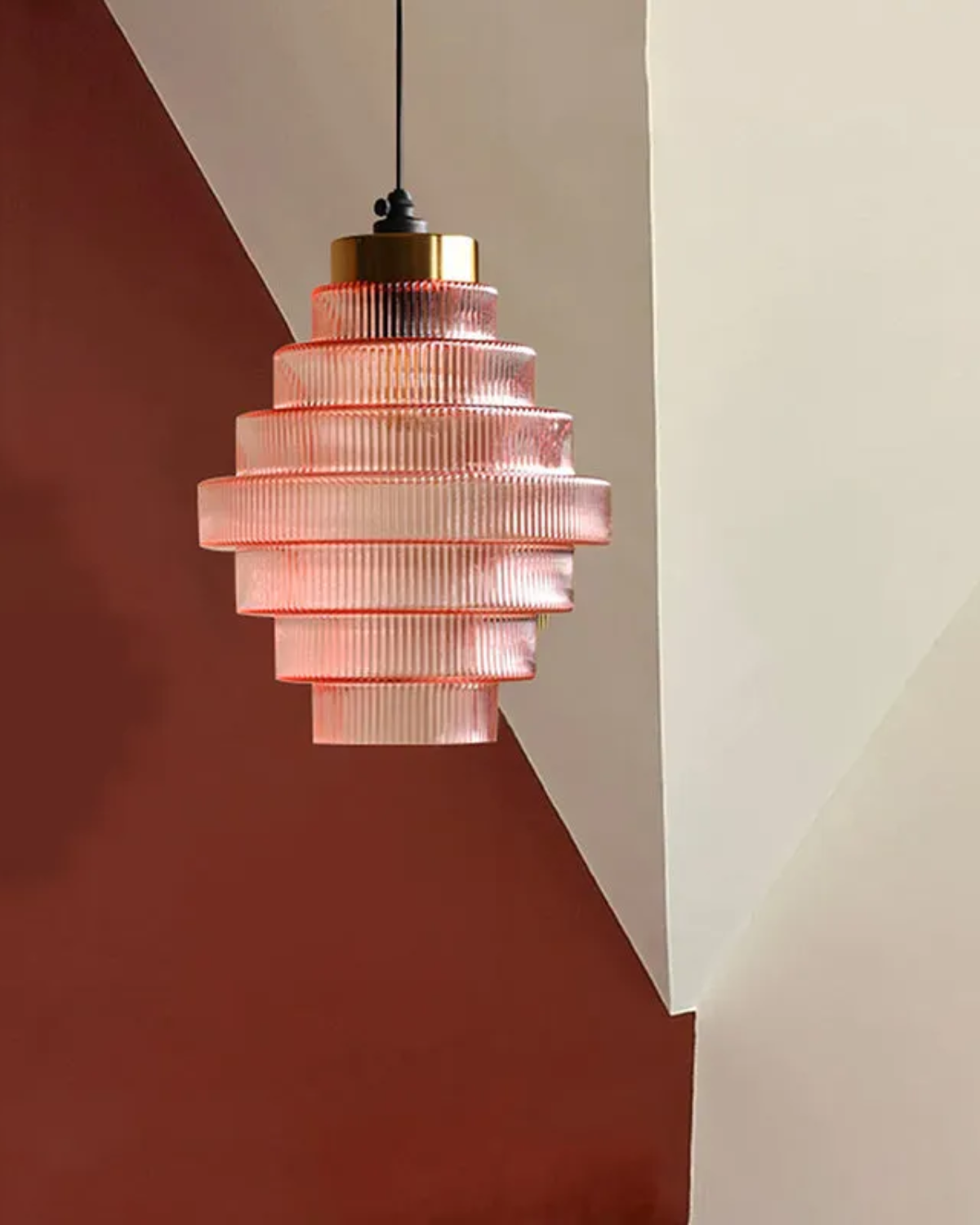 StufenGlanz | Pendelleuchte – Zeitlose Eleganz mit geschichtetem Glas