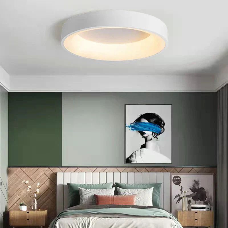 OrbitLux - Rundes Deckenlicht für Elegante Wohnräume