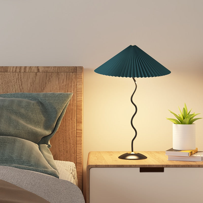 Gala Luxe Elegante Tisch- und Stehlampe für ein stilvolles Ambiente