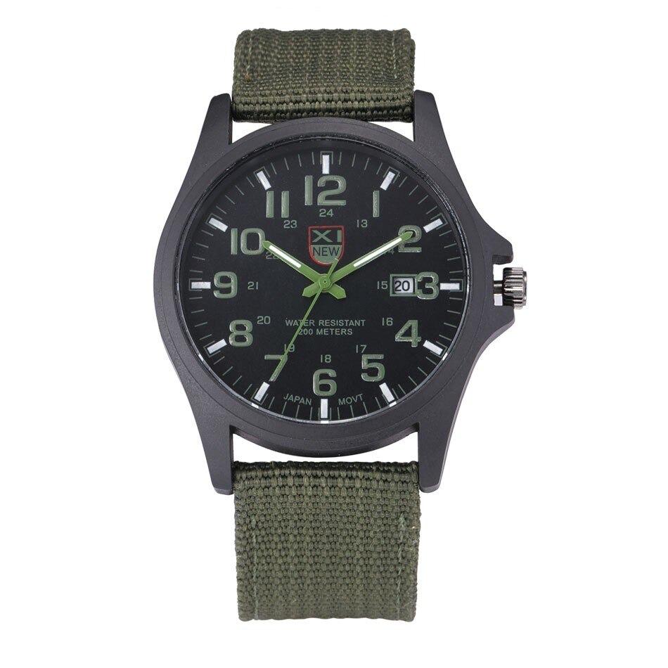 Taktor | Herrenuhr – Robuste Militär-Armbanduhr mit Wasserbeständigkeit und Stoppuhr 1