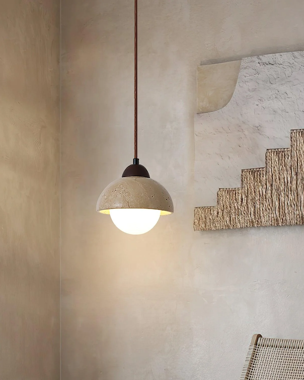 NaturLicht | Deckenleuchte – Zeitlose Eleganz aus Travertin