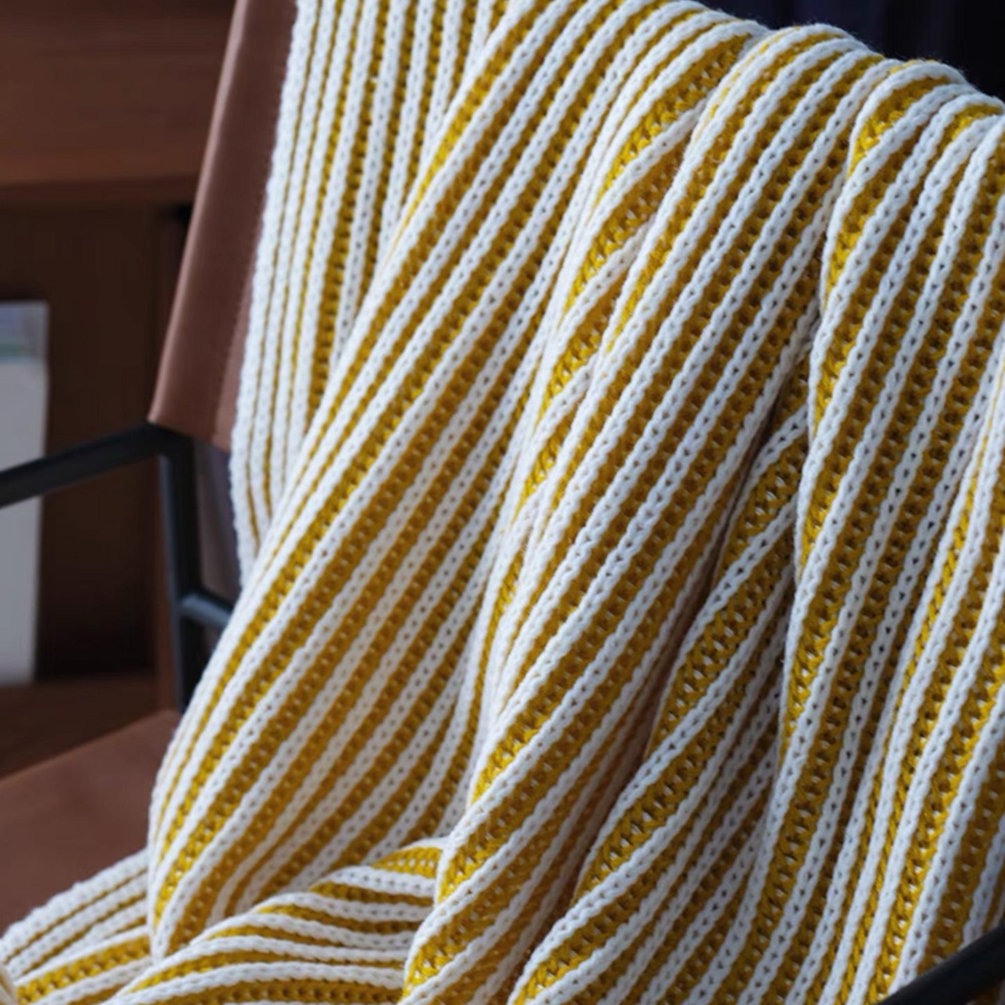 Veloria | Strickwurfdecke – Gemütlich und stilvoll für jeden Raum 3