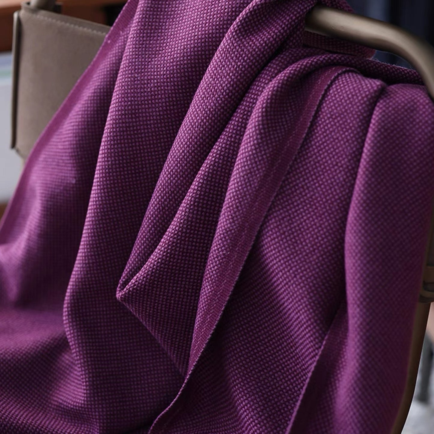 Warmara | Strukturierter Wurf – Elegantes Design für Sofas und Betten 6