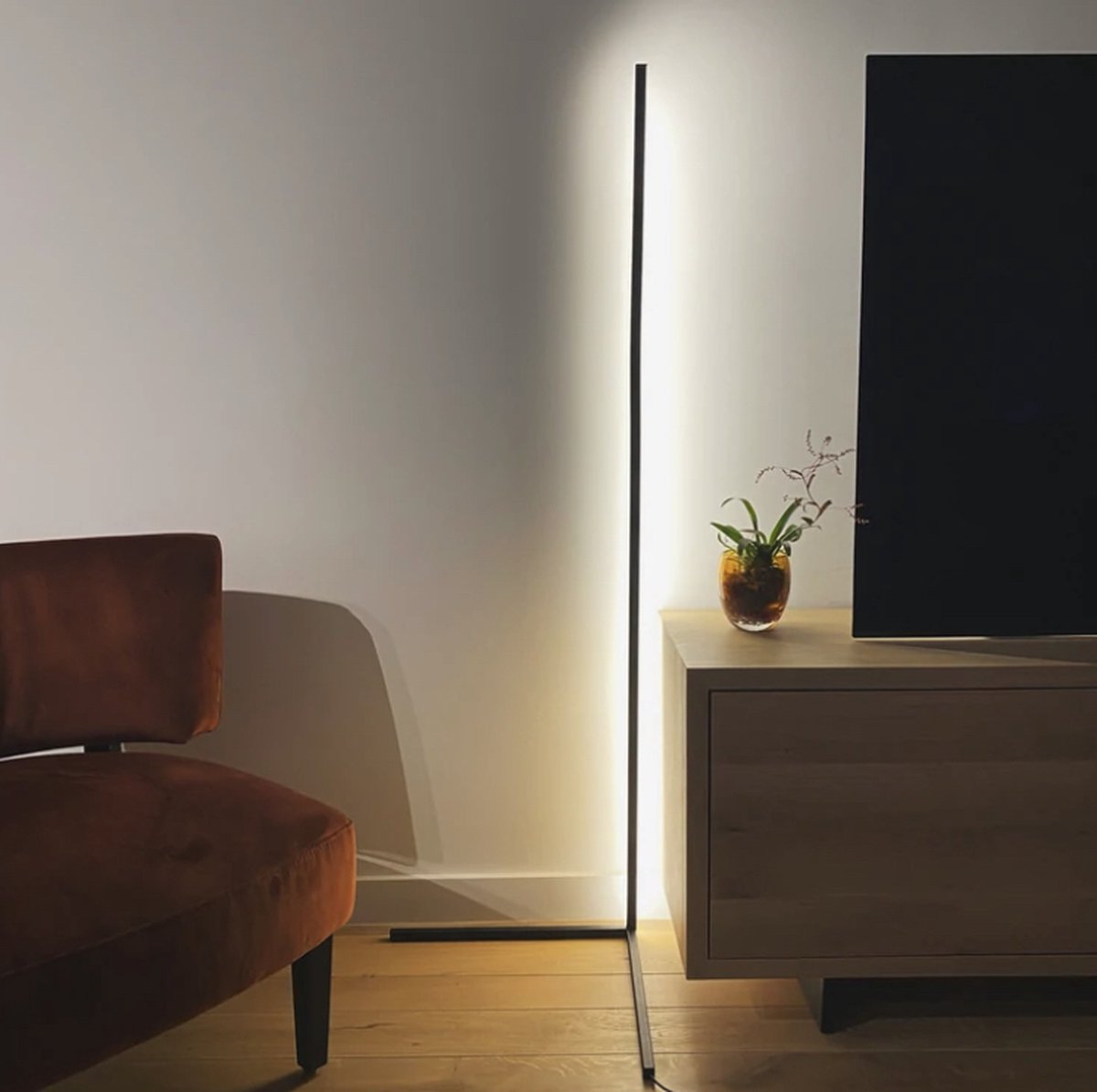 CosyLicht Minimalistische LED Stehlampe – Eleganz für Ihr Zuhause