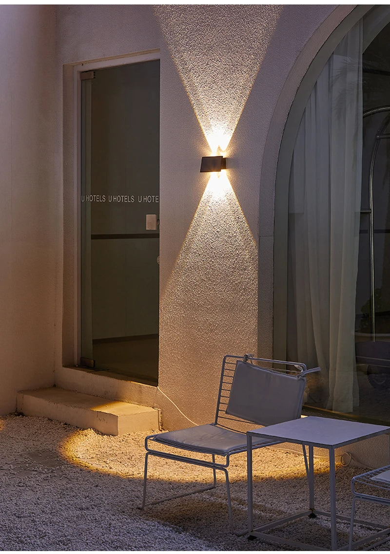 SolaLume | Stilvolles und elegantes solarbetriebenes Gartenlicht mit wetterfestem Design