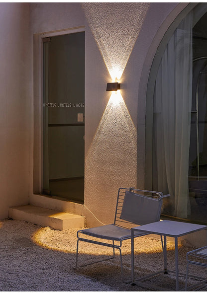 SolaLume | Stilvolles und elegantes solarbetriebenes Gartenlicht mit wetterfestem Design