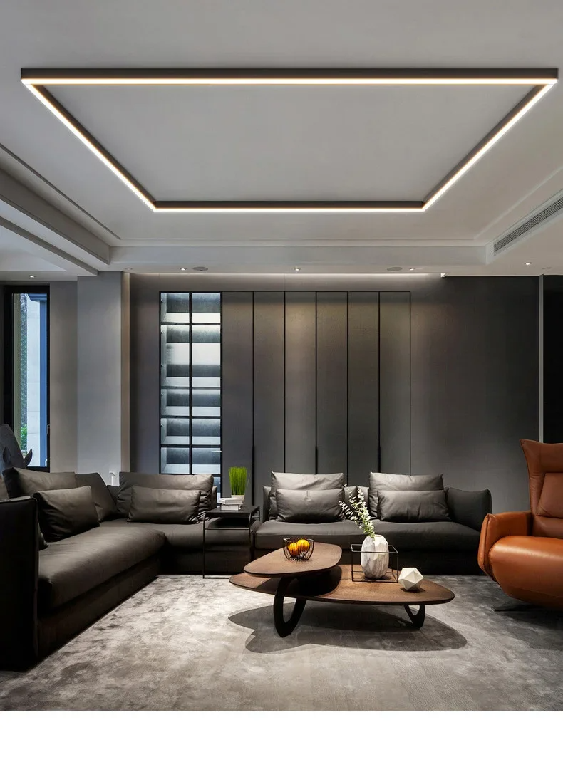 Schlanke LineaLux LED-Deckenleuchte im minimalistischen Design im Wohnzimmer