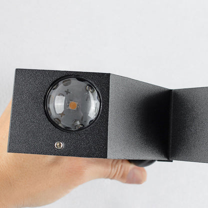 KreuzLicht | Elegante X-förmige LED-Wandleuchte für den Außenbereich