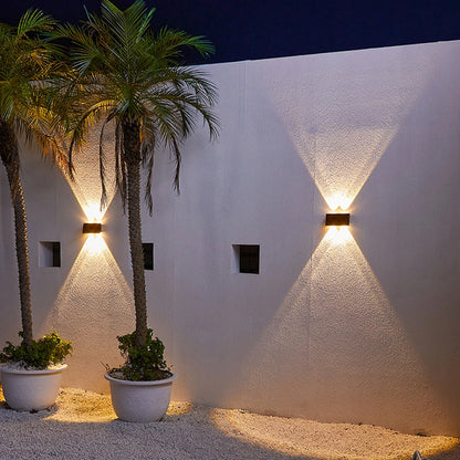 SolaLume | Stilvolles und elegantes solarbetriebenes Gartenlicht mit wetterfestem Design