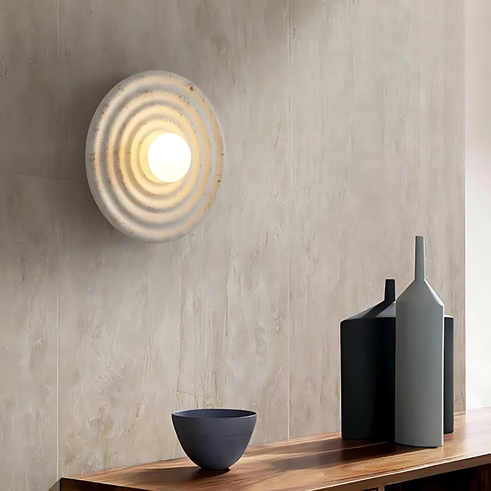 Wandapplikation im Wabi-Sabi-Stil – Harmonie der Unvollkommenheit