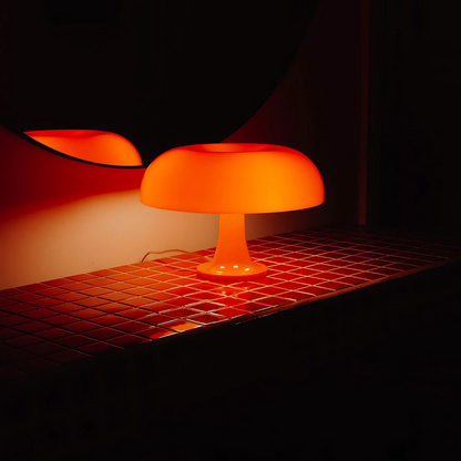Die Pleurote-Tischlampe – Elegantes Lichtkunstwerk für stilvolle Räume