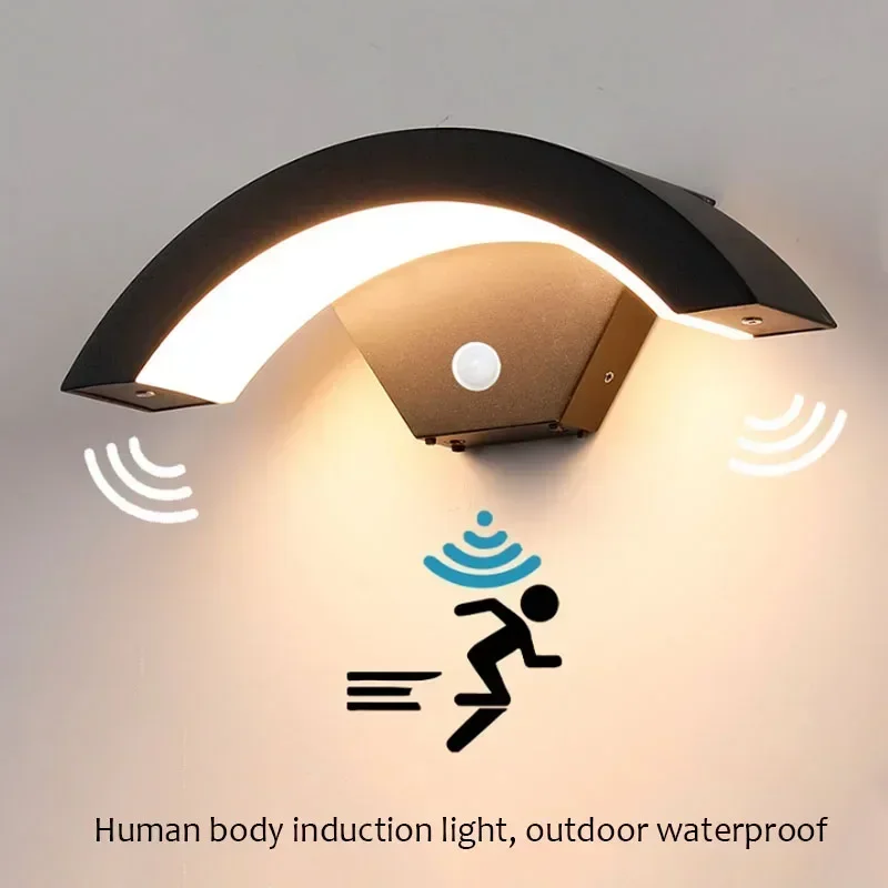 SentroLux Senso | Schwarze LED-Außenwandleuchte mit PIR-Bewegungssensor