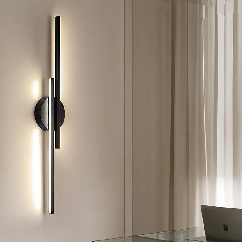 LichtFlair | Modern LED Wandleuchte Twin Linear Schwarz/Weiß Metall Schlafzimmer