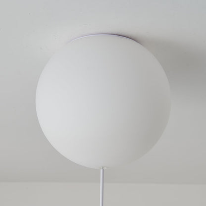 Gagarin | Astronauten-Ballon LED Deckenleuchte – 8 Farben, Fantasievolles Design für Kinderzimmer
