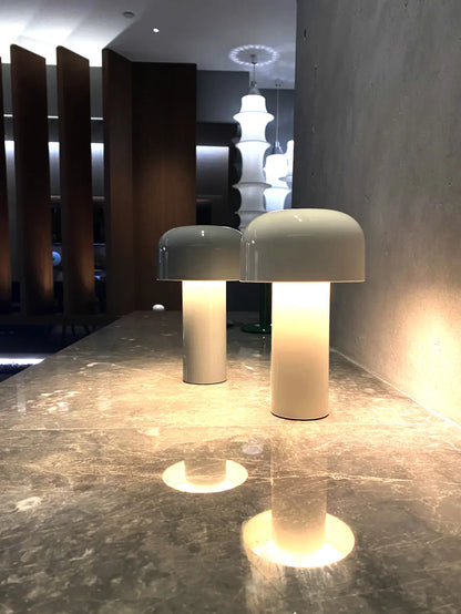 RetroGlow | Retro-Design, Pilzform, LED-Tischlampe kabellos mit Touch & USB