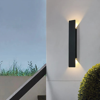 RainCast | Luxuriöse wasserdichte Außenwandleuchte aus Aluminium in verschiedenen Größen