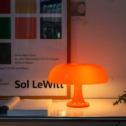 Die Pleurote-Tischlampe – Elegantes Lichtkunstwerk für stilvolle Räume
