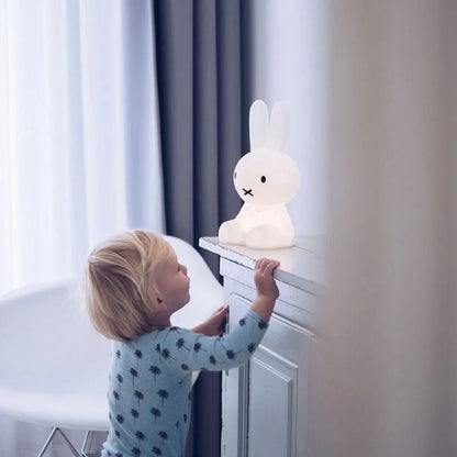 BunnyMiffy | Nachtlicht Tischlampe - Sanfte Beleuchtung für Kinderzimmer