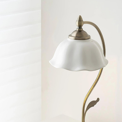 Das Geheimnis des Klaren Lichts – Elegante LED-Tischleuchte für stimmungsvolles Ambiente