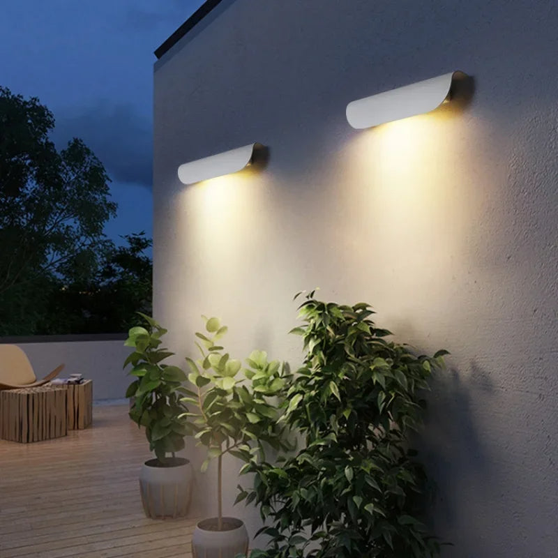 NordLuma – Wasserdichte LED-Außenwandleuchte im nordischen Design (IP65)