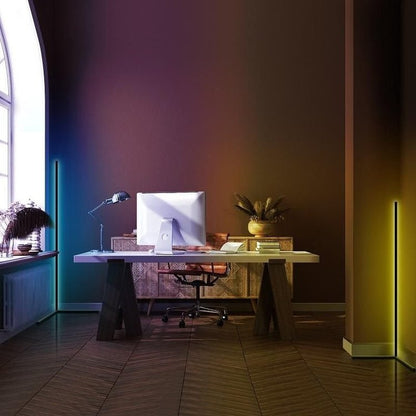 GlowSync |  Intelligente Sprachgesteuerte LED-Stehlampe