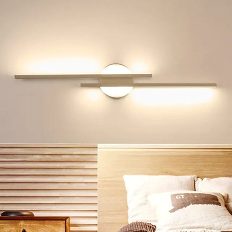 LichtFlair | Modern LED Wandleuchte Twin Linear Schwarz/Weiß Metall Schlafzimmer