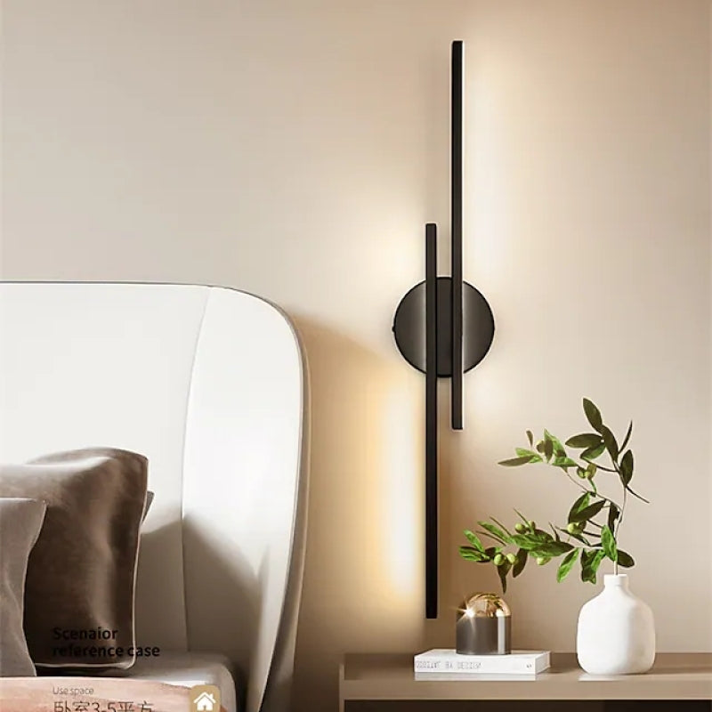 LichtFlair | Modern LED Wandleuchte Twin Linear Schwarz/Weiß Metall Schlafzimmer