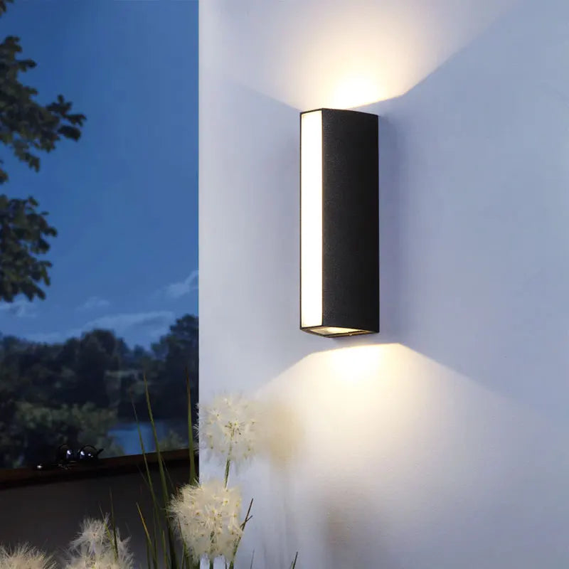 Alessio | Wandleuchte Außen – Wasserdichtes LED Design in Schwarz 2