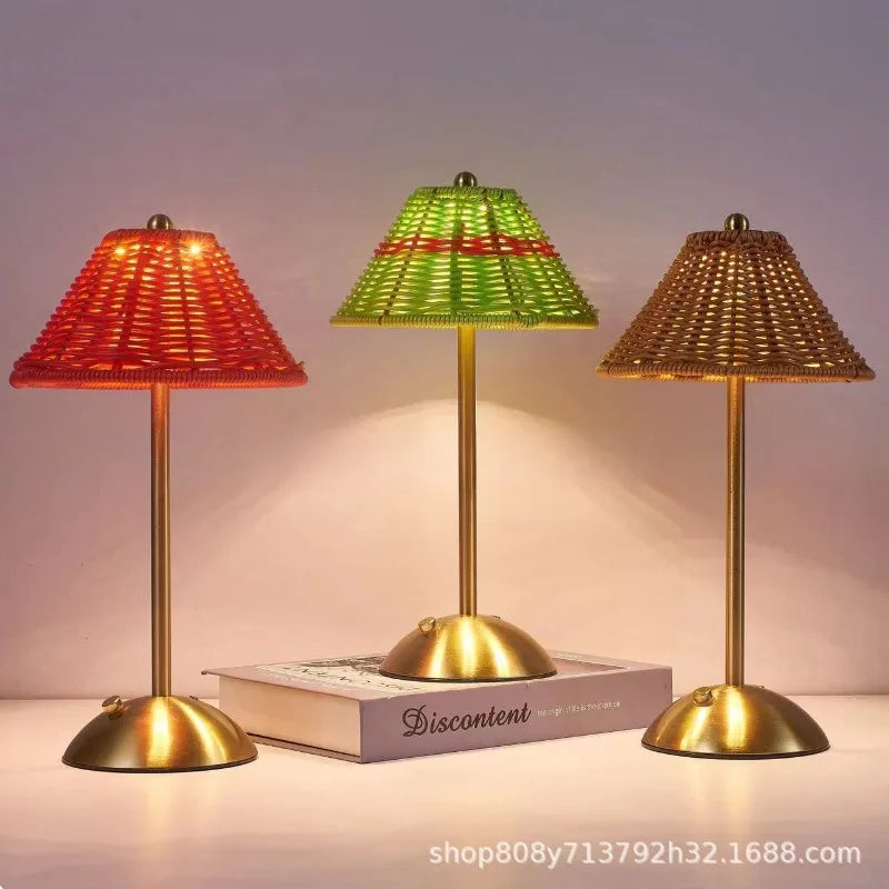 Bellora | Kabellose Tischlampe – Vintage Rattan Design mit USB-Ladefunktion 1