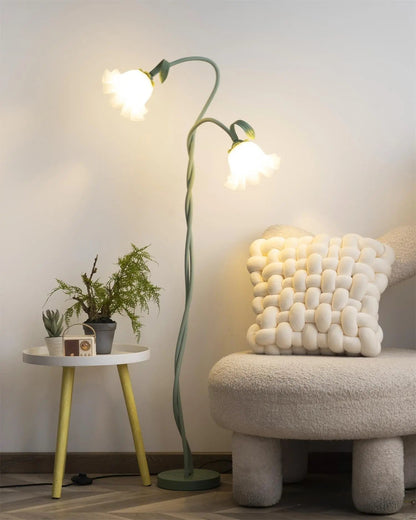 Floréa | Elegante Blüten-Stehleuchte – Ein stilvoller Akzent für Ihr Zuhause