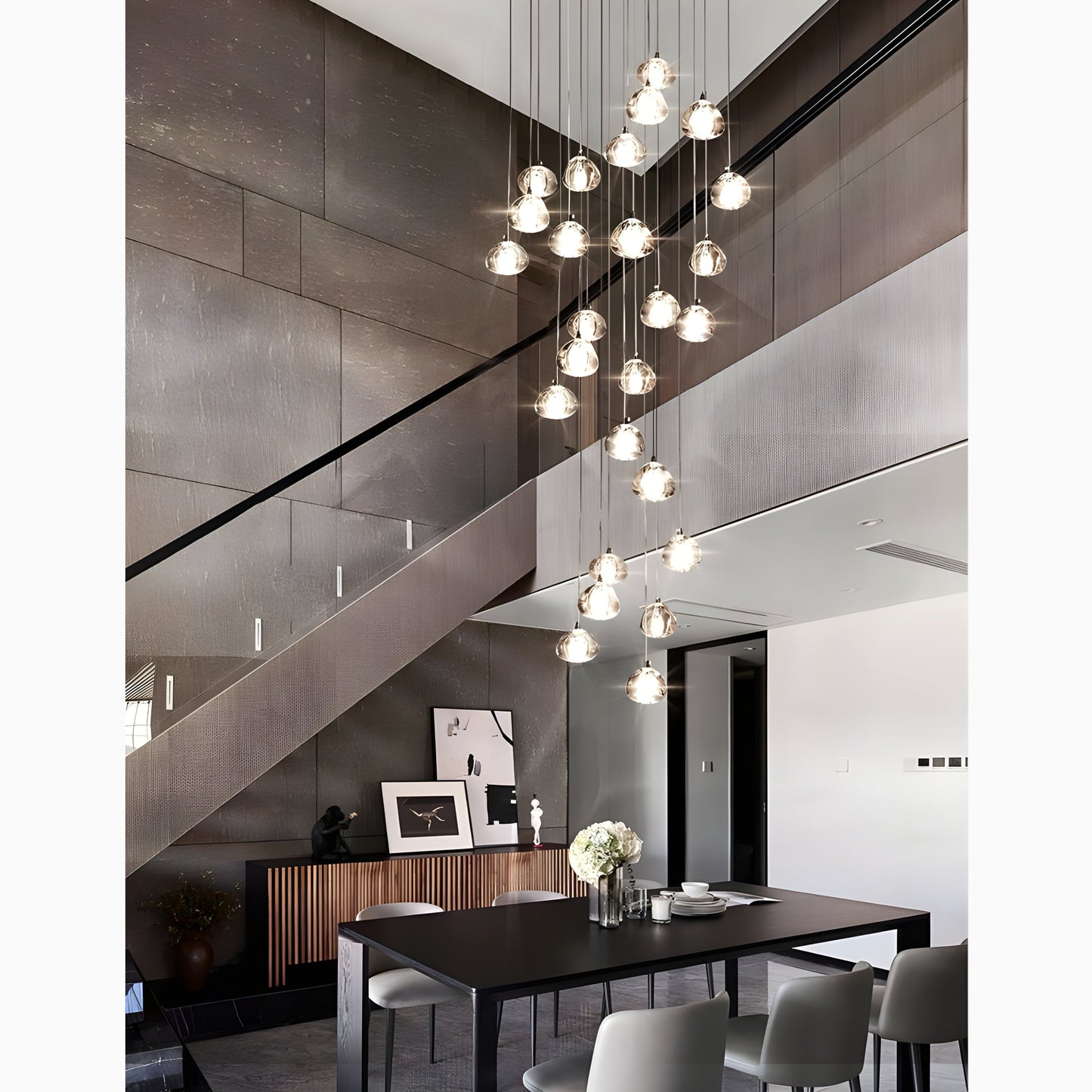 Cernobbio | Kristallpendelleuchte – Elegantes Design für Treppen 5