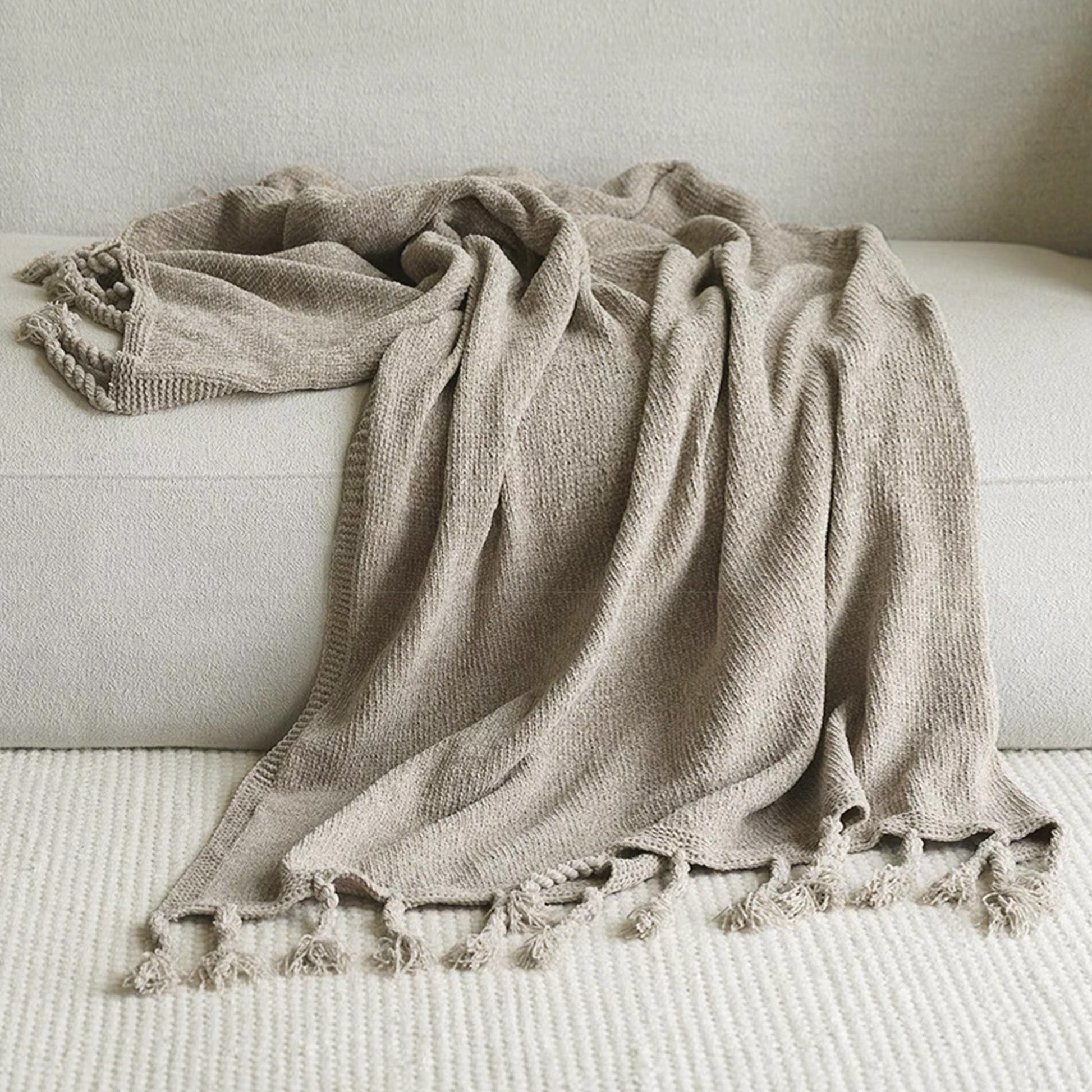 Chenilux | Wurfdecke – Stilvoll und tierfreundlich für Ihr Zuhause 2