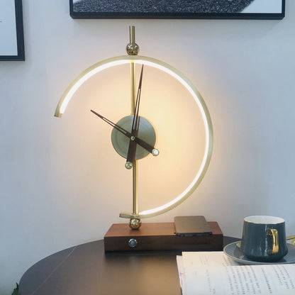 LumoChron | Elegante Lampenuhr mit Integriertem Ladegerät