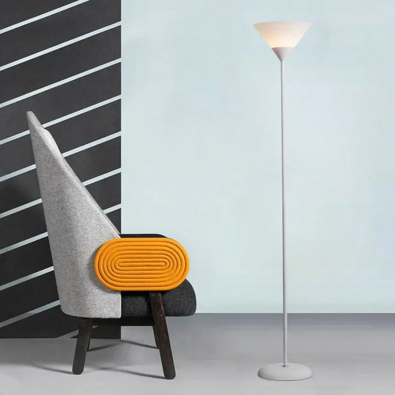 Glammzee Aura – Moderne und elegante Stehlampe für Ihr Zuhause
