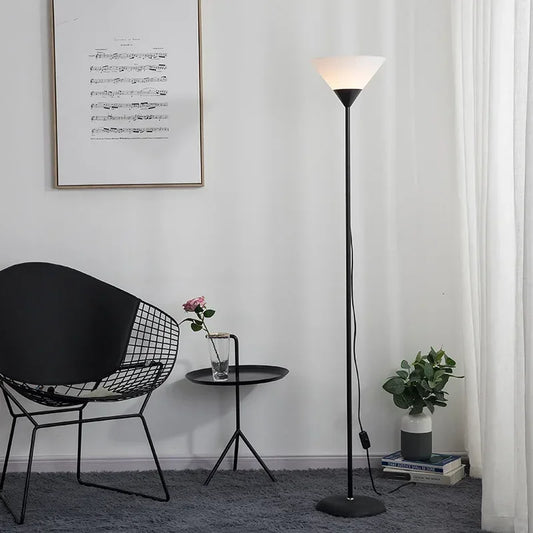 Glammzee Aura – Moderne und elegante Stehlampe für Ihr Zuhause