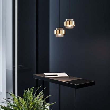 AetherLicht - Elegante Pendelleuchte mit Glasschirm für stilvolles Ambiente