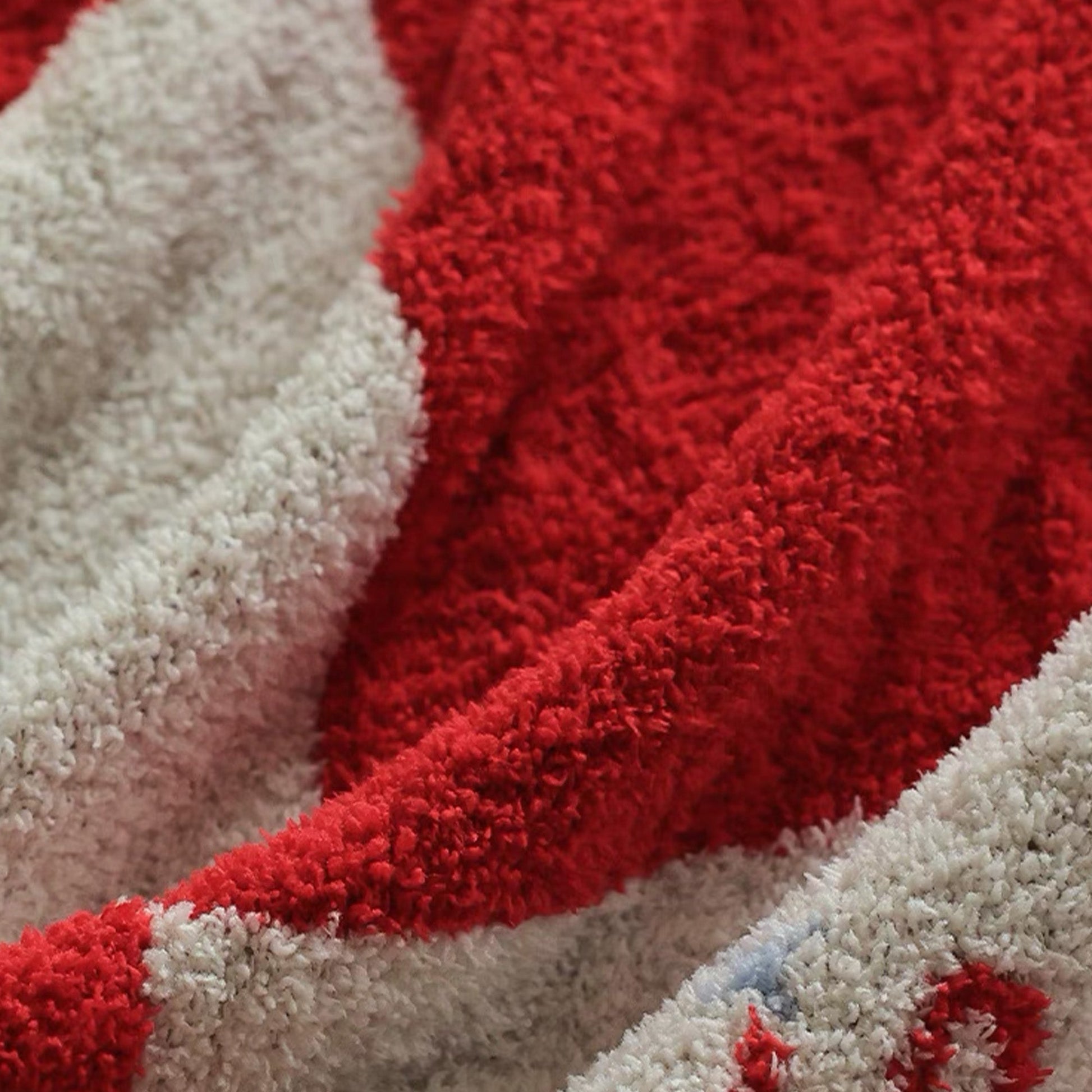 Festivo | Wurfdecke – Festliches Patchwork für gemütliche Winterabende 4