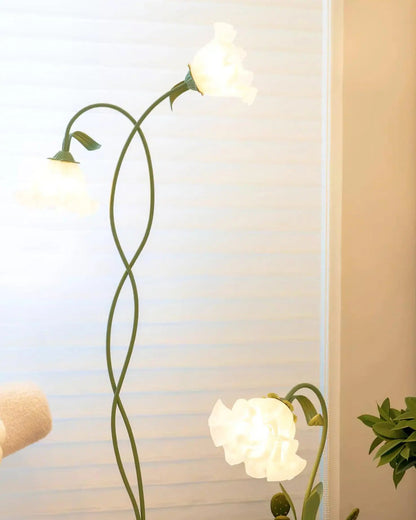 Floréa | Elegante Blüten-Stehleuchte – Ein stilvoller Akzent für Ihr Zuhause