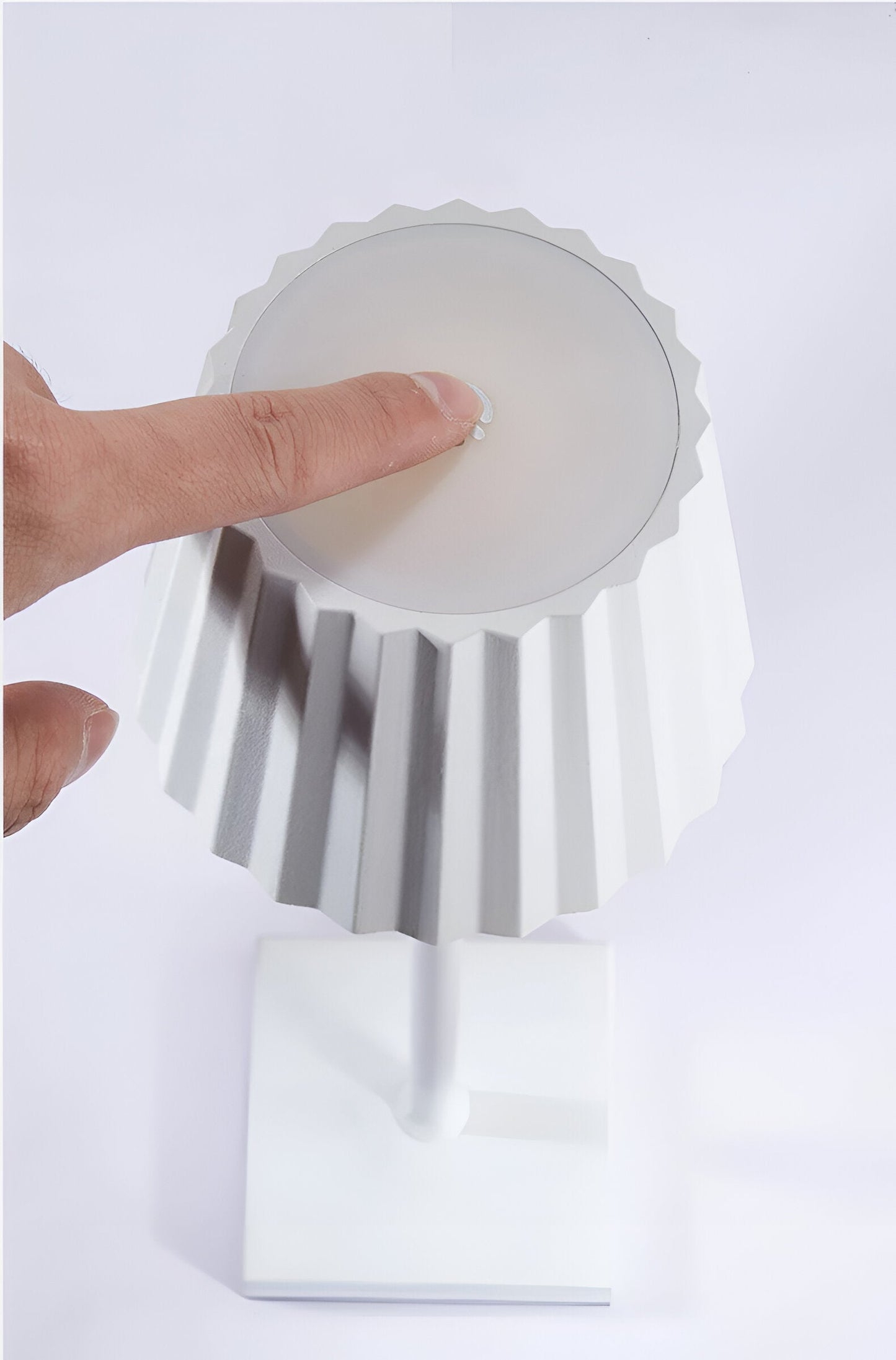LumiTouch - Steuerbare, Wasserdichte, Wiederaufladbare, Kabellose LED-Tischlampe