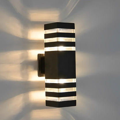 DropGuard | Wetterfeste LED Wandleuchte für Außenbereich – Moderne Beleuchtungslösung