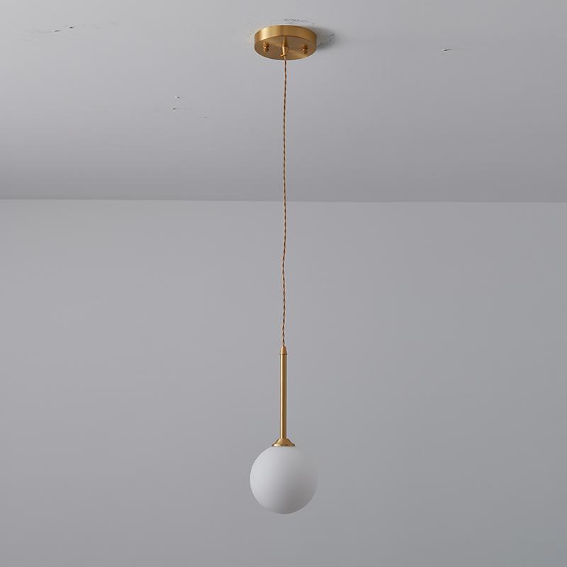 LumoSphere | Opal-Globus-Pendelleuchte Ceiling lights